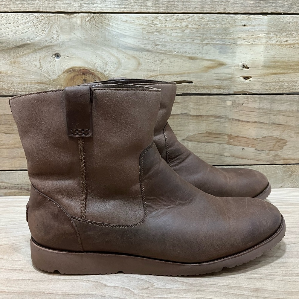 UGG Work Boots - Picture 2 of 12